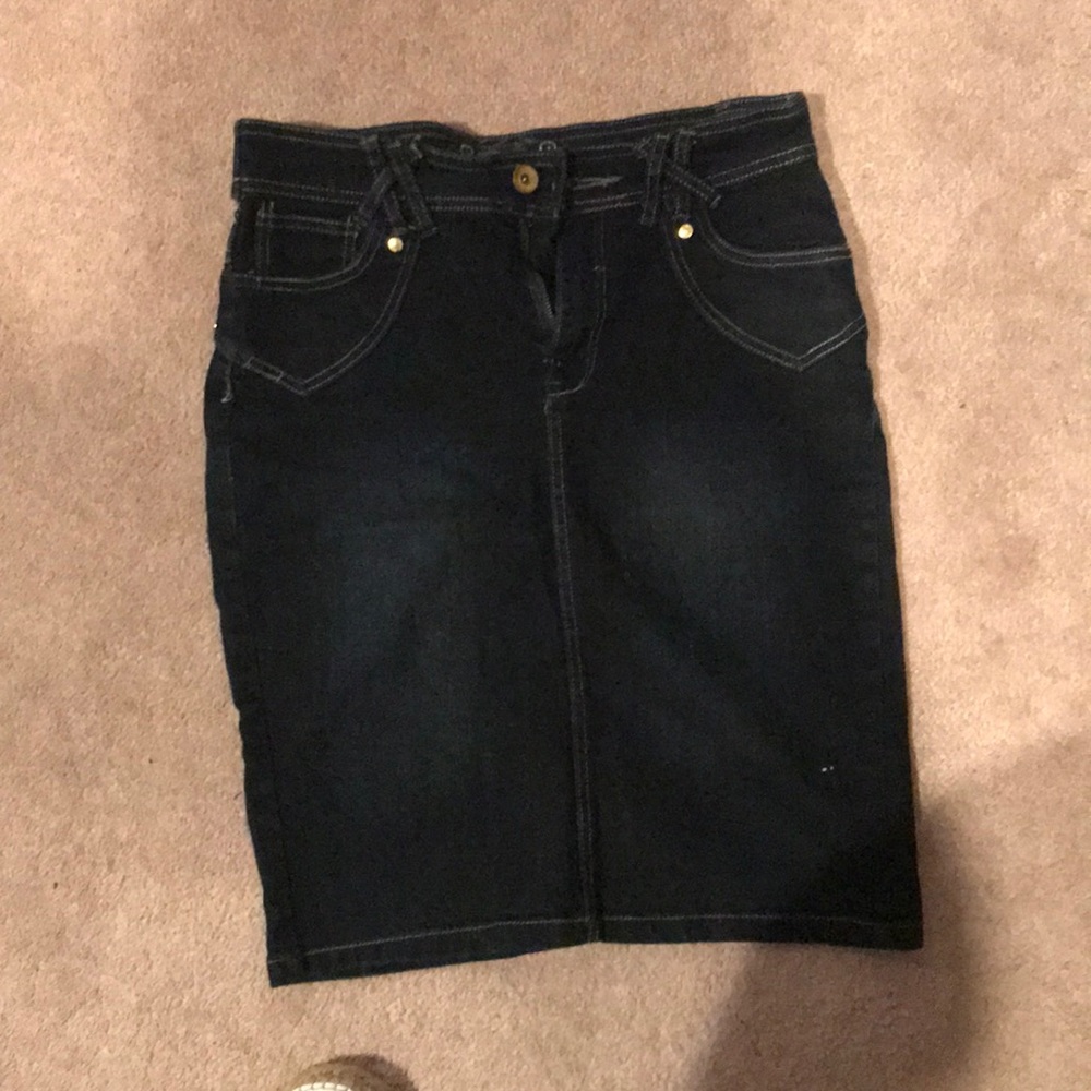 Tight Dark jean skirt